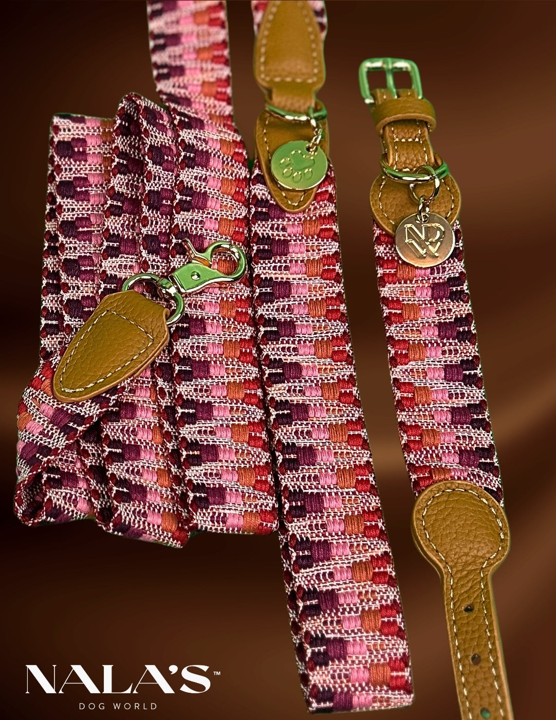 Knitted leash
